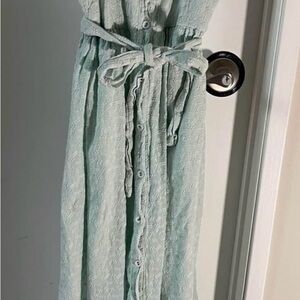 Elegant Mint Green Button-Down Dress